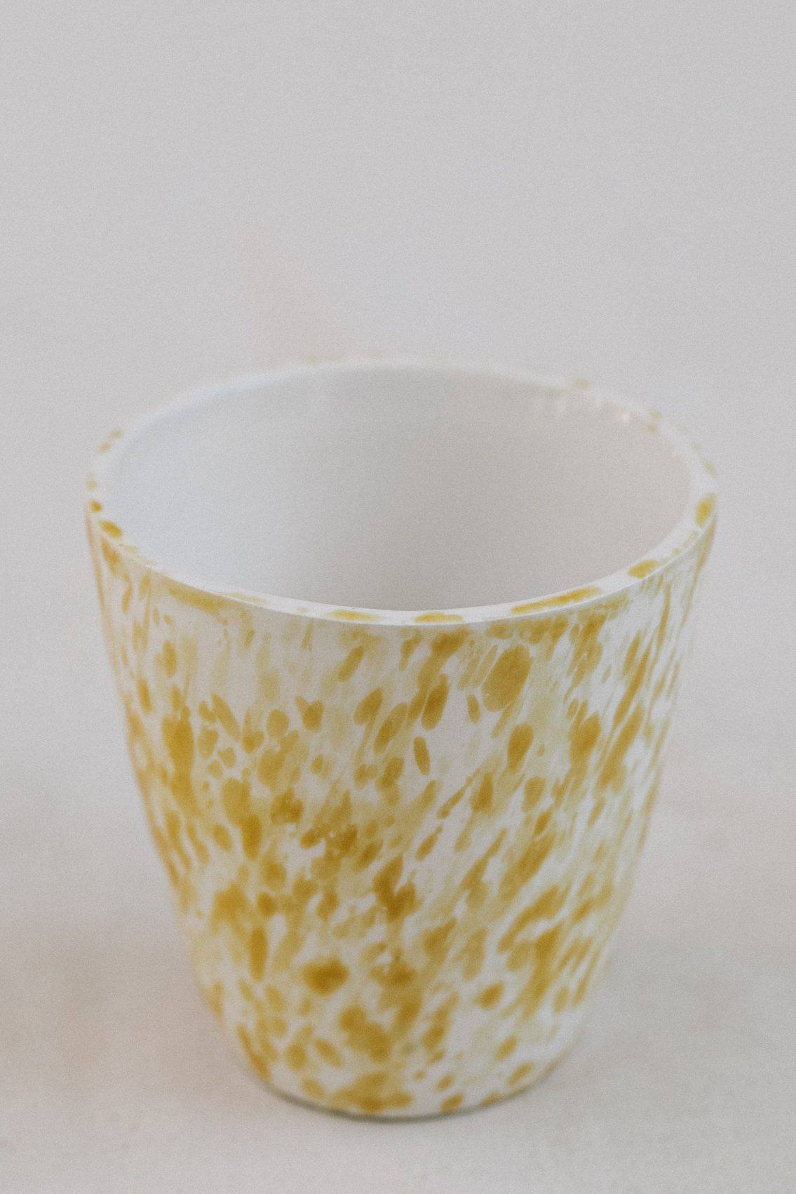 Fabiana Kocubey Lifestyle Photography Copo Sarapinta amarelo - Image 1